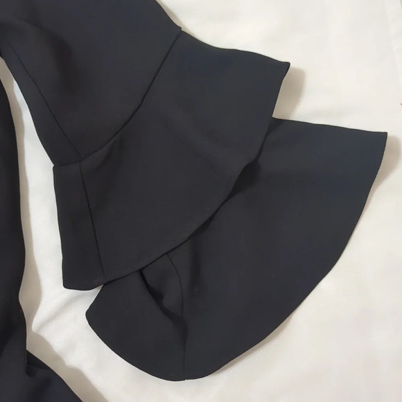 NWOTs J Crew Tiered Bell Sleeve Top Black Crepe Size 4T Spring 2025 - Picture 12 of 16